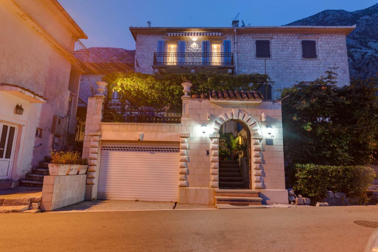 Villa Donkovic コトル エクステリア 写真