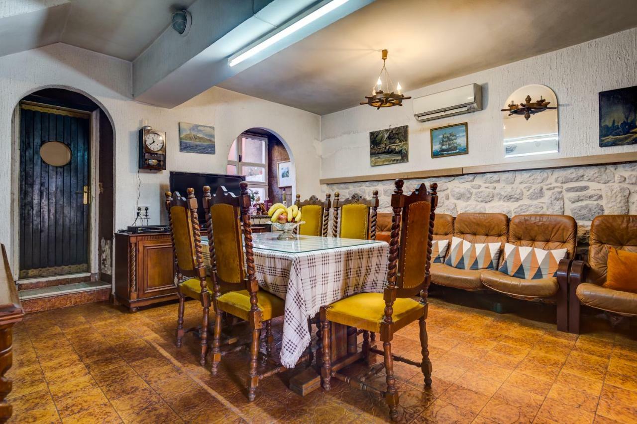 Villa Donkovic コトル エクステリア 写真
