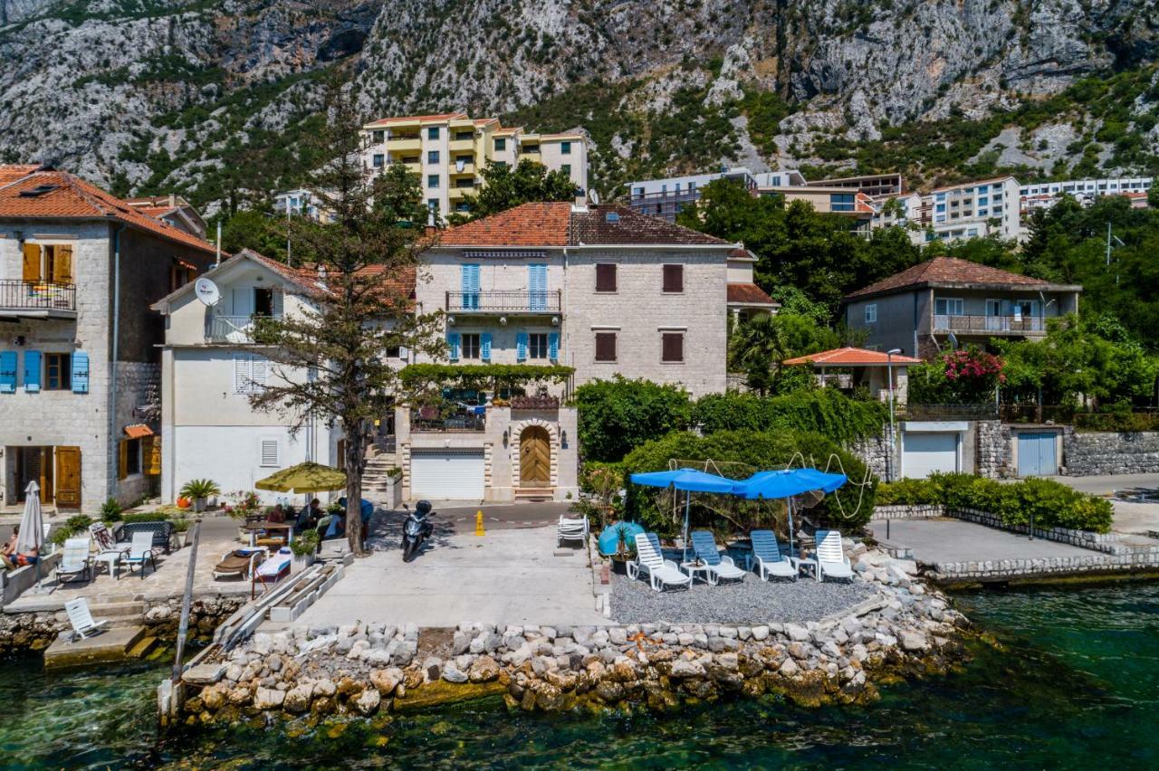 Villa Donkovic コトル エクステリア 写真